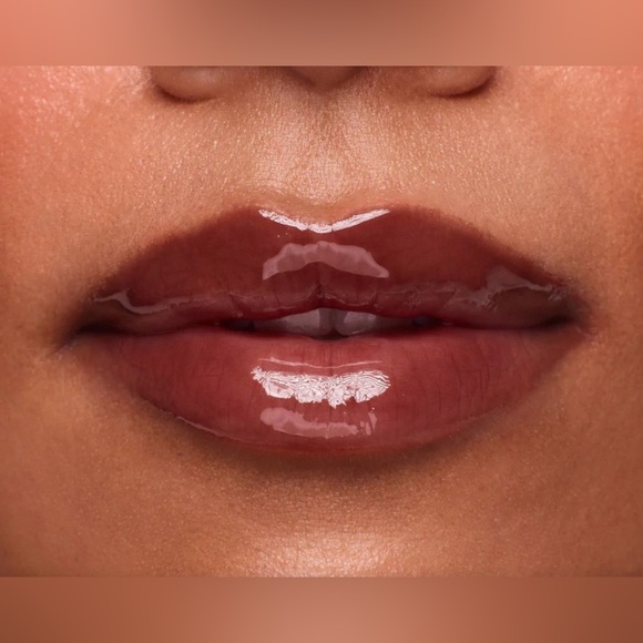 Stila HAZELNUT Plumping Lip Glaze HTF Hydration Shine Mint Flavor NEW - Picture 3 of 5